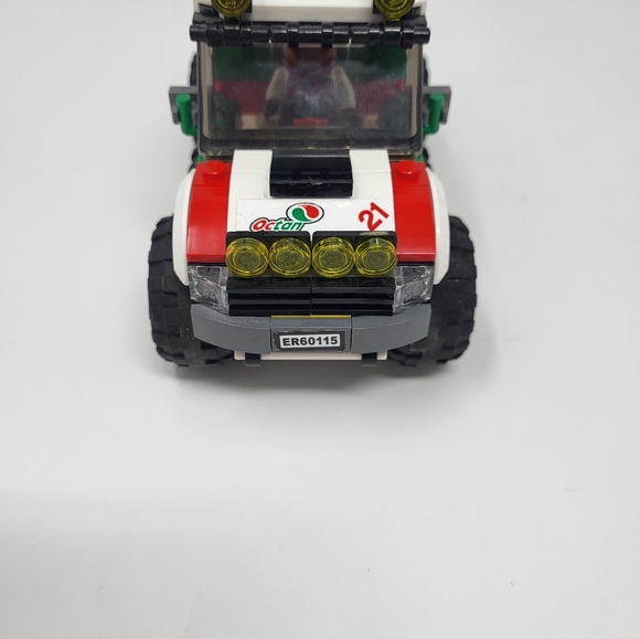 LEGO City 4 x 4 Off Roader 60115‎ Complete Set Retired - Picture 3 of 10